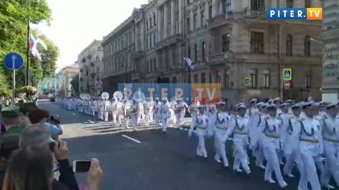 Видео: в Петербурге проходит репетиция Дня Военно-морского флота - piter.tv - Санкт-Петербург