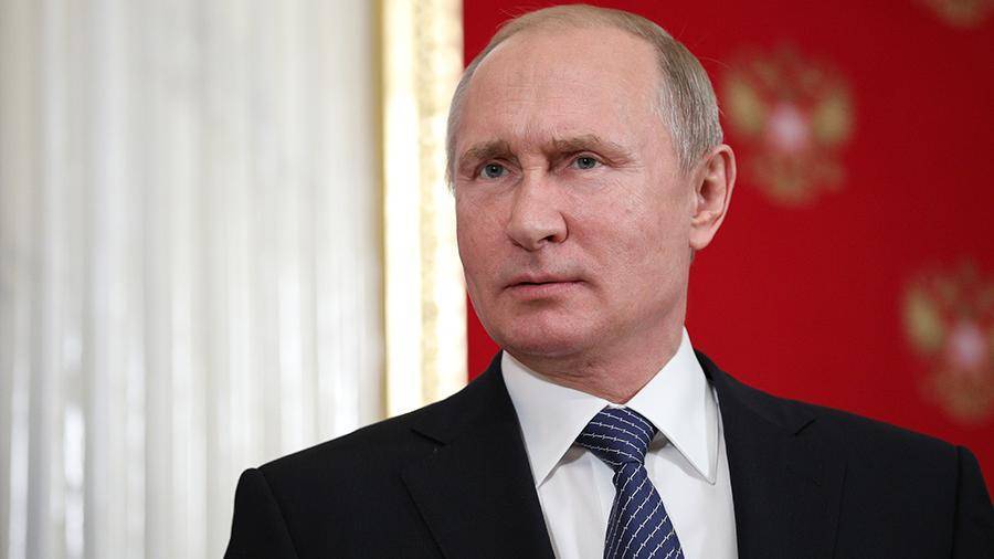 Дональд Трамп - Владимир Путин - Роберт Мюллер - Журнал Newsweek поместил на обложку фото Владимира Путина - iz.ru - Москва - Россия - США