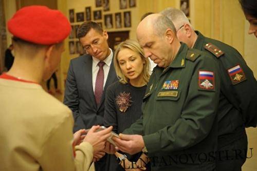 Алексей Навальный - Генерал Минобороны вынудил спецназовца отказаться от слов про стрельбу по протестующим - lentanovosti.ru - Москва - Россия - Курган