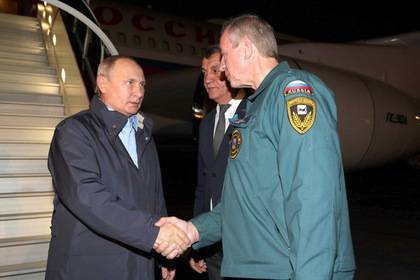 Владимир Путин - Виталий Мутко - Сергей Левченко - Руслан Болотов - Путин раскритиковал работу губернатора Иркутской области во время наводнения - lenta.ru - Россия - Иркутская обл. - Нижнеудинск