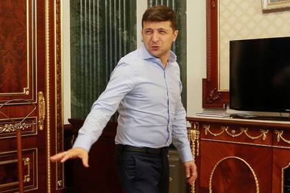 Владимир Зеленский - Дмитрий Разумков - Команда Зеленского отказалась от минских соглашений - lenta.ru - Украина - Киев - обл. Донецкая - Луганская обл. - ДНР - ЛНР