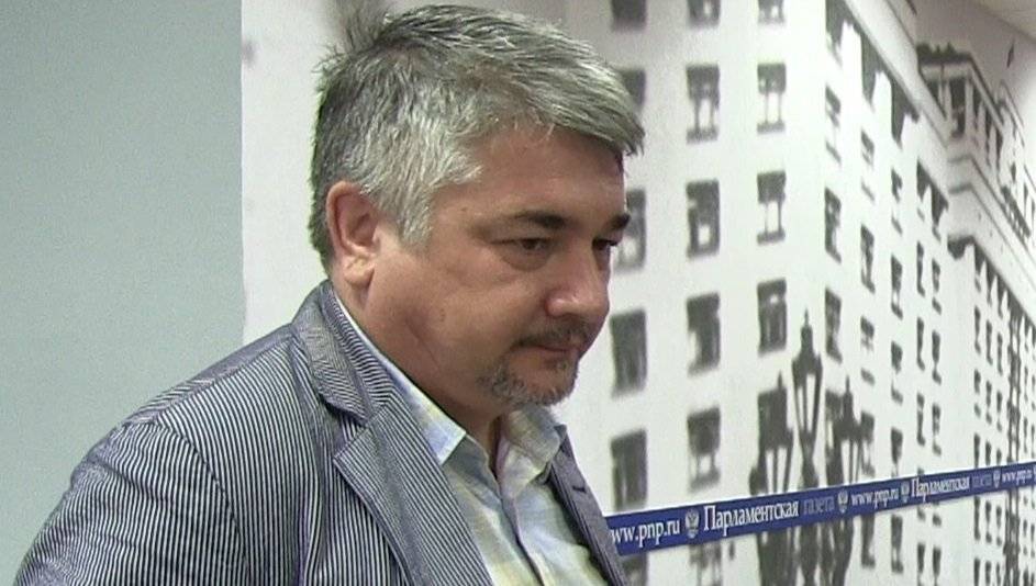 Владимир Зеленский - Петр Порошенко - Ростислав Ищенко - Ищенко не ждет изменения ситуации с русским языком на Украине - politexpert.net - Россия - Украина