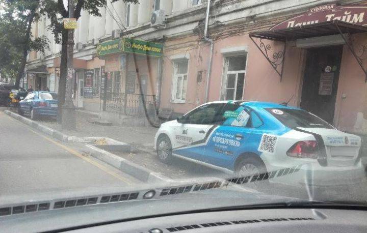В Воронеже инспектор&nbsp;«Горпарковок» попался на нарушении&nbsp; - Новости Воронежа - moe-online.ru - Россия - Воронеж - Воронежская обл.