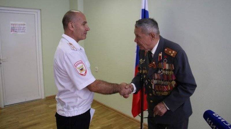 Владимир Путин - Нотариусы в ЛНР оформили 20 тысяч документов, поданных на гражданство РФ - polit.info - Россия - Украина - обл. Донецкая - Луганская обл. - ДНР - ЛНР - Донбасс - Гражданство