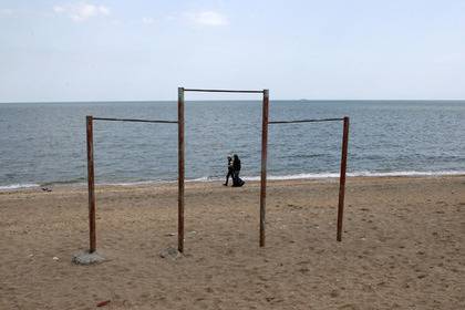 Три девочки утонули в Каспийском море в Дагестане - lenta.ru - Махачкала - Свердловская обл.