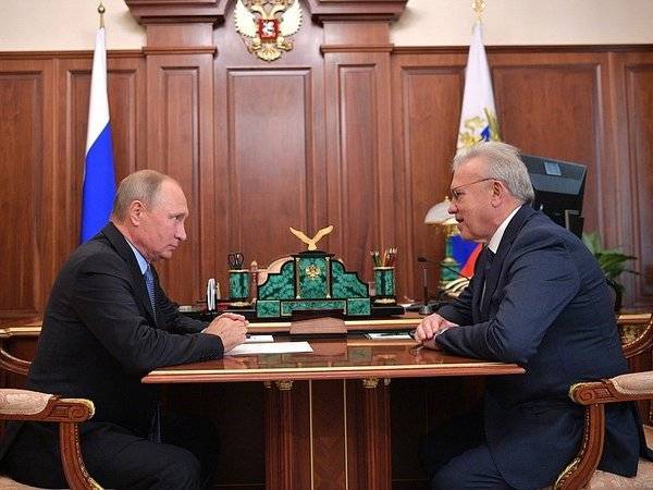 Александр Усс - Красноярский губернатор объявил тушение лесных пожаров вредным - polit.ru - Красноярский край - округ Сибирский