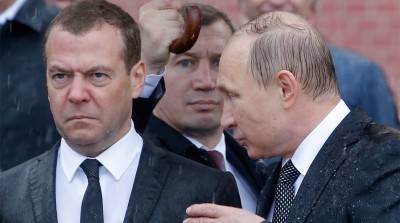 Олег Иванов - В Кремле запретили подключать Россию к спутниковому интернету - rusjev.net - Россия