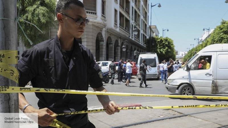 Александр Дубинин - Жители пригорода Туниса оказались в эпицентре взрыва - politros.com - Россия - Тунис