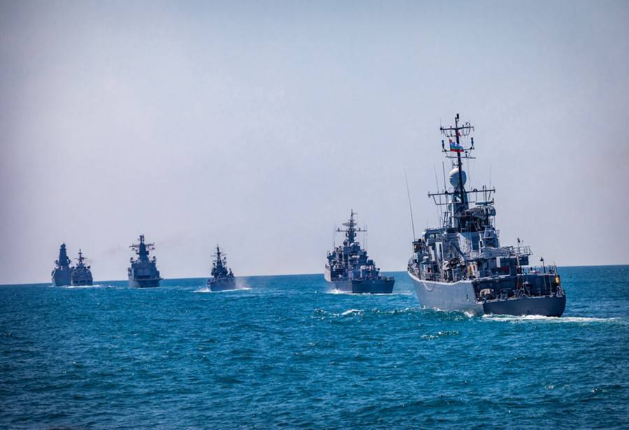 Черноморский флот следит за кораблями НАТО в Черном море - m24.ru - Россия - Англия - Канада