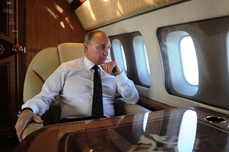 Владимир Путин - Антон Силуанов - "Побыстрее надо": Путин потребовал разобраться с ценами на авиакеросин - tvc.ru