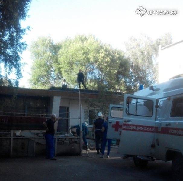 В Заволжье из окна многоэтажки выпал мужчина - ulpravda.ru - Россия - Ульяновск - Ульяновская