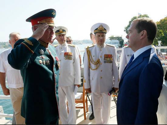 Дмитрий Медведев - Алексей Пушков - Пушков прокомментировал протест Украины из-за визита Медведева в Крым - newtvnews.ru - Россия - Украина - Крым