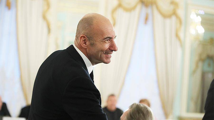 Владимир Путин - Дмитрий Медведев - Игорь Крутой - Путин отметил вклад Игоря Крутого в популяризацию искусства - iz.ru - Россия