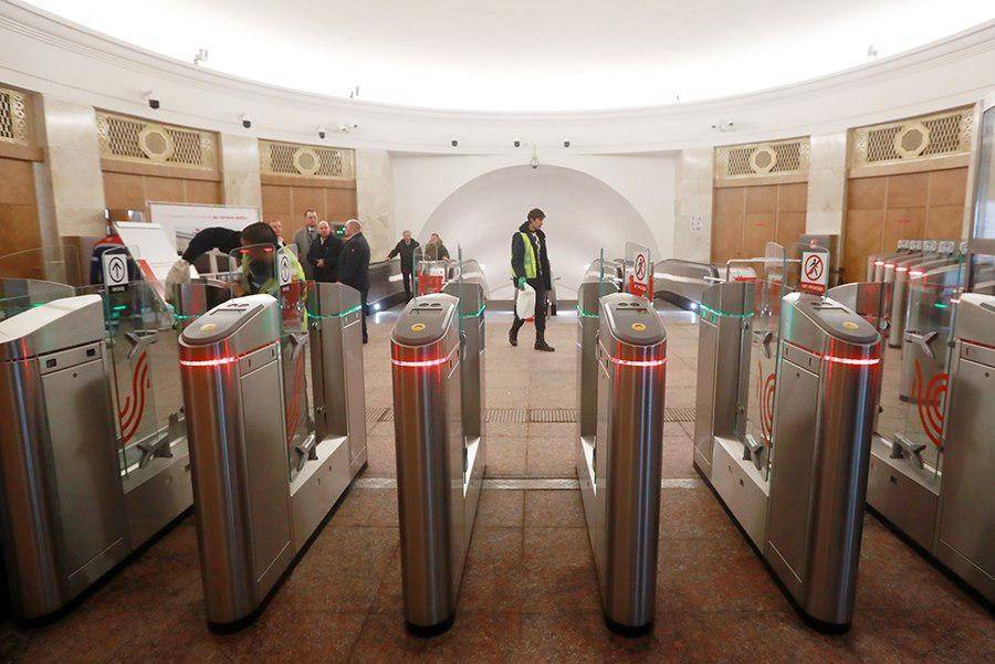 Выход со станции метро "Спортивная" временно ограничили - m24.ru - Москва - Санкт-Петербург - Германия