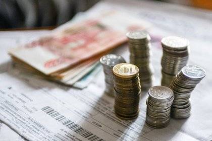 Россиянку оставили без средств из-за чужих долгов за ЖКХ - lenta.ru - Нальчик