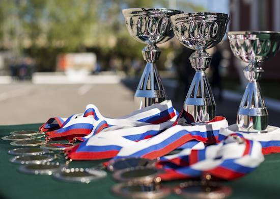 В Ростове наградили чемпионов ЮВО по офицерскому троеборью - dontr.ru - Россия - Ростовская обл. - Ставрополье