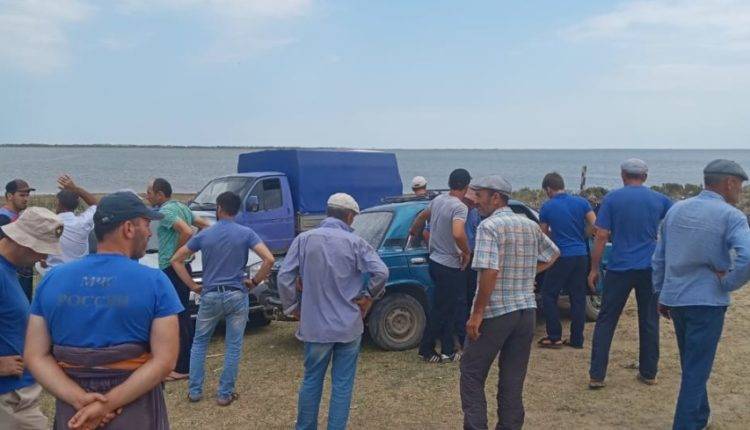 Три девочки погибли в Каспийском море во время купания - newtvnews.ru - Россия - Махачкала - респ. Дагестан - Свердловская обл.