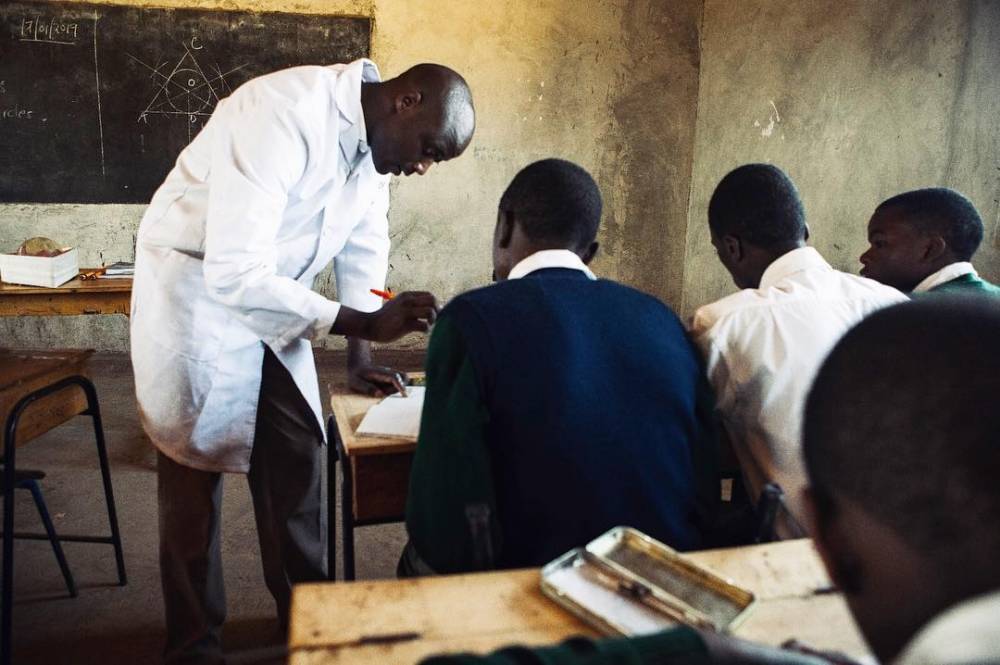 Учитель на миллион: история кенийского педагога Питера Табичи - lemurov.net - Кения