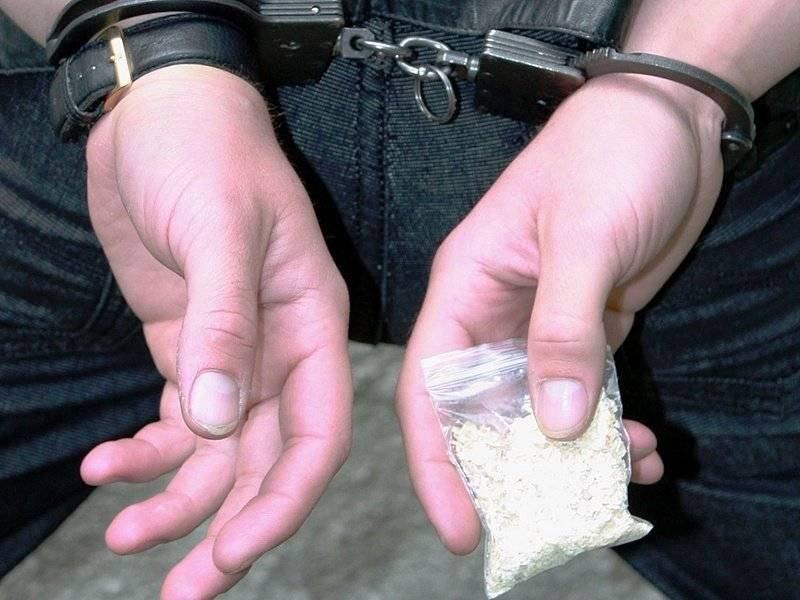 За наркотики архангельскому подростку назначен условный срок и визит к врачу - newsnord.ru - Архангельск