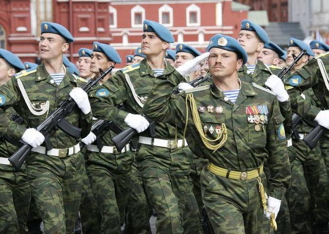 Выступления воинов-десантников пройдут в Ильин день на Красной площади - vm.ru - Рязань