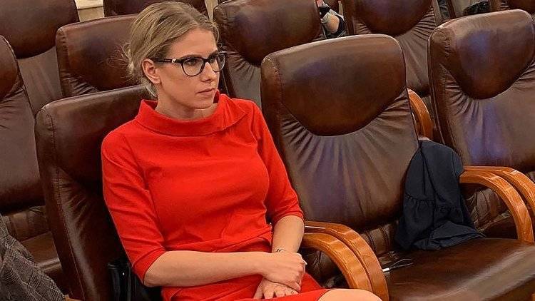 Любовь Соболь - Сергей Мохов - «Юрист» Соболь безнаказанно нарушает законы, прикрываясь малолетней дочерью - polit.info - Москва - Россия