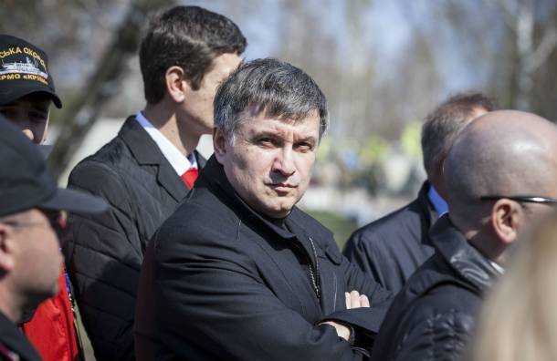 Петр Порошенко - Арсен Аваков - Глава украинской милиции обвинил Порошенко в «бессовестной лжи» - trud.ru - Украина - Киев - Турция