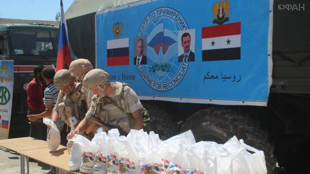 Военная полиция РФ доставила гумпомощь и медикаменты жителям Дамаска - riafan.ru - Россия - Сирия - Дамаск