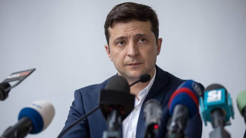 Владимир Зеленский - Руслан Бальбек - Маргарита Симоньян - Кирилл Тимошенко - Депутат Госдумы сравнил русскоязычный телеканал на Украине с разбитыми очками - riafan.ru - Россия - Украина - Киев - Крым - Симферополь