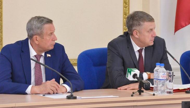 Александр Богомаз - Брянский губернатор велел уволить главврача Стародубской больницы - bragazeta.ru - Брянск