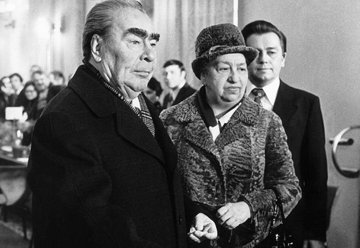 Леонид Брежнев - Жена Брежнева: какой на самом деле была ее девичья фамилия | Русская семерка - russian7.ru - Белгород