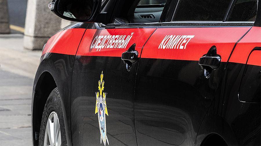 В Омске 10-летний мальчик провалился в яму с кипятком - iz.ru - Россия - Хабаровск - Омск