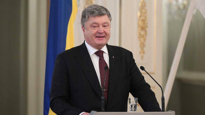 Петр Порошенко - Появились подробности заграничного путешествия Порошенко - utro.ru - Россия - Украина - Турция - Мальдивы - Стамбул