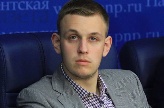 Дмитрий Медведев - Василий Власов - Власов предложил создать министерство водных ресурсов - pnp.ru - Россия