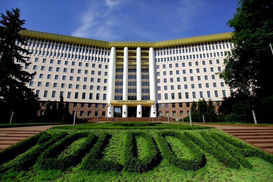 Владимир Плахотнюк - Плахотнюку не позволили покинуть молдавский парламент - news-front.info - США - Молдавия