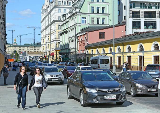 Продажи подержанных автомобилей снизились в России - vm.ru - Россия