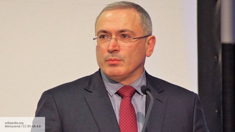 Франц Клинцевич - Михаил Ходорковский - Орхан Джемаль - Кирилл Радченко - Александр Расторгуев - Ходорковский - Циничный и жадный Ходорковский отправил журналистов в ЦАР на убой – Клинцевич - politros.com - Россия
