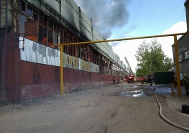МЧС: пожар на Комбайновом заводе ликвидирован - ya62.ru - Рязанская обл. - Рязань
