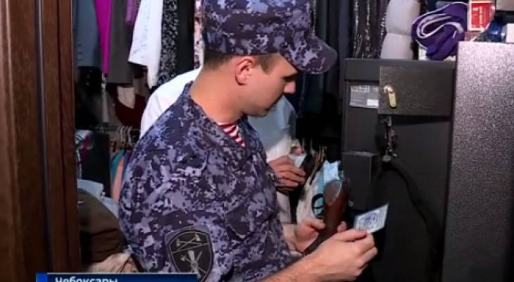 Сотрудники Росгвардии вышли в рейд для проверки владельцев оружия - pg21.ru - респ. Чувашия - Чебоксары