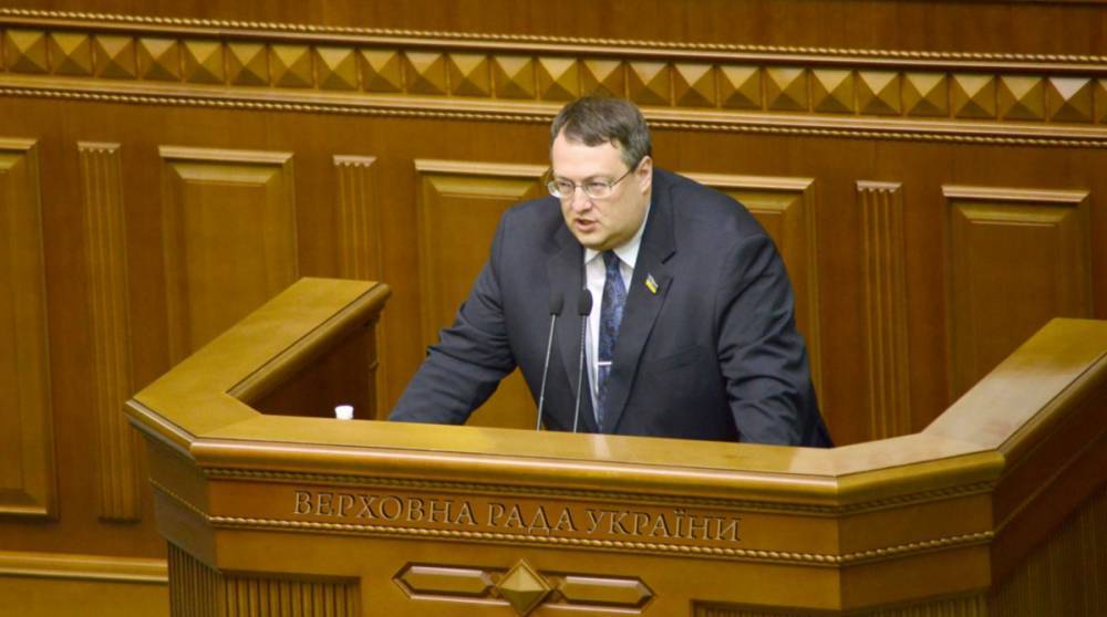 Антон Геращенко - ВР не приняла закон об ответственности за проплаченные митинги, вопреки обещанию Геращенко - ru.slovoidilo.ua - Украина