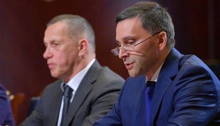 Дмитрий Медведев - Евгений Зиничев - Дмитрий Кобылкин - Медведев попросил главу Минприроды лично оценить ситуацию с пожарами - newtvnews.ru - Россия - Красноярский край