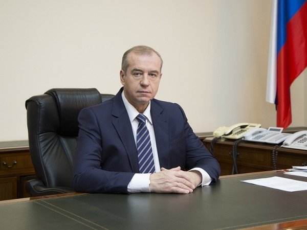 Владимир Путин - Сергей Левченко - Юрий Чайка - Иркутский губернатор не получил предупреждение о паводке от МЧС - polit.ru - Россия - Иркутская обл.