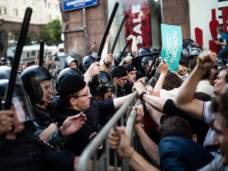 Сергей Фомин - Полиция провела обыски у участников митинга 27 июля в Москве - dayonline.ru - Москва