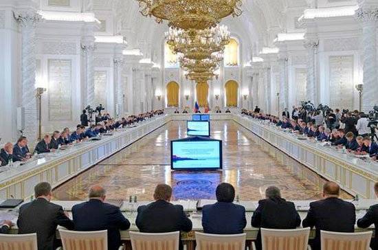 Дмитрий Медведев - Законодательству о государственной службе в современной России исполнилось 24 года - pnp.ru - Россия - Германия