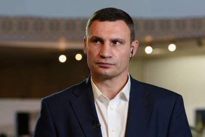 Владимир Зеленский - Петр Порошенко - Виталий Кличко - Андрей Богдан - Кличко обвинил команду Зеленского в непрофессионализме - lenta.ru - Украина - Киев - Киев