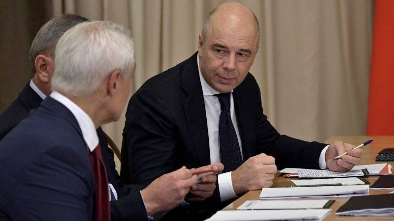 Антон Силуанов - Михаил Мишустин - Силуанов и Мишустин стали наставниками для молодых налоговиков - polit.info - Россия