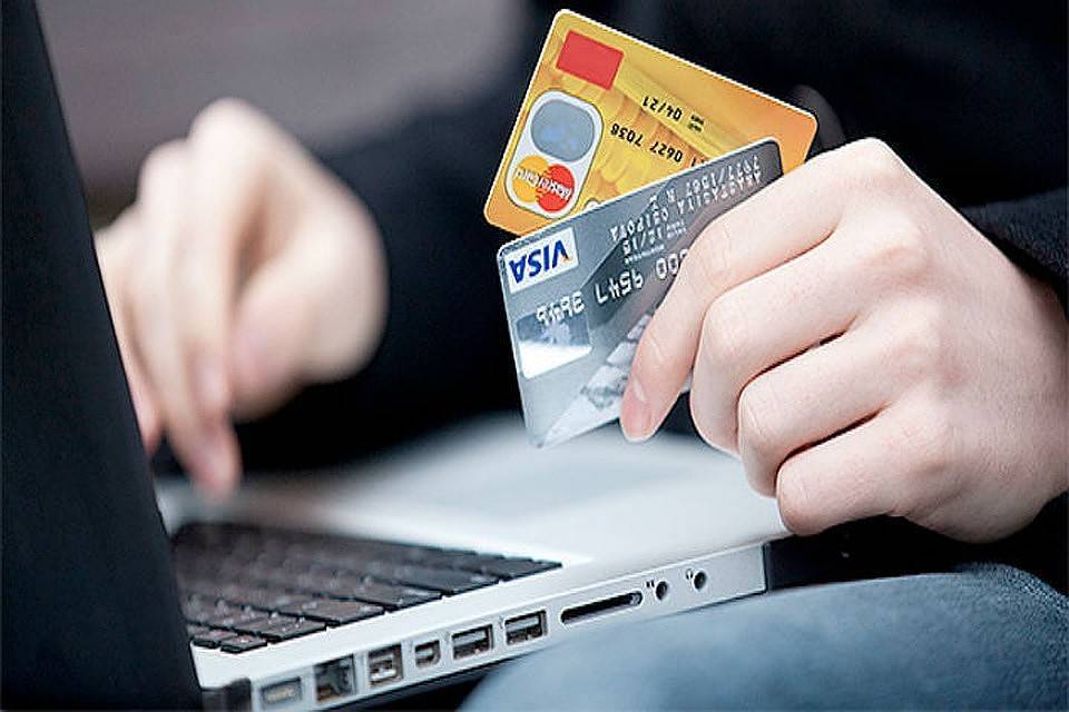 У Глазовчанки похитили более 330 000 рублей - gorodglazov.com - Россия - Украина - респ. Удмуртия