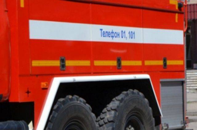В Самаре горят частные дома на площади почти 2 тысячи кв. метров - aif.ru - Самара