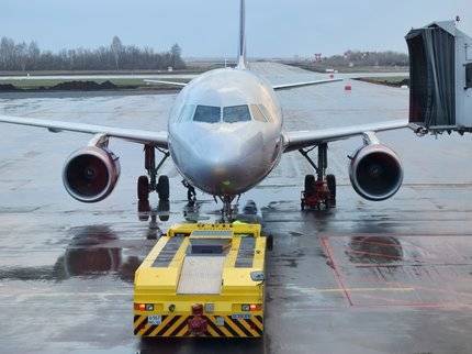 В уфимском аэропорту отменен рейс в Самару и задержан самолет в Москву - ufatime.ru - Москва - Уфа - Самара