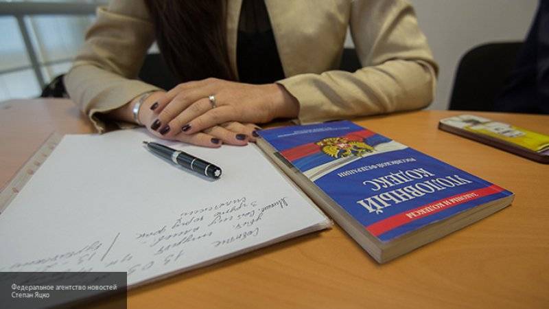 Тамара Плетнева - Андрей Петров - Бывший помощник депутата Госдумы может быть замешан в "черном риелторстве" - nation-news.ru - Москва