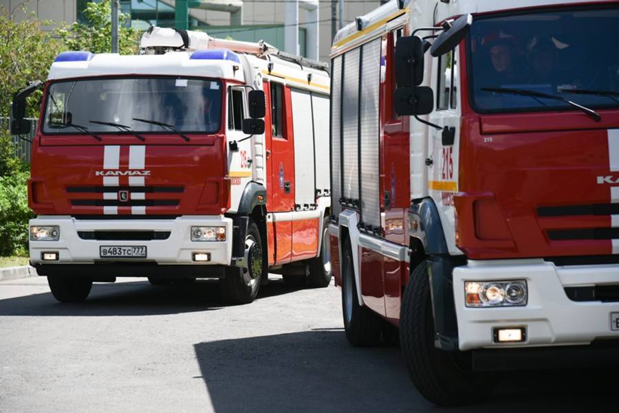 Пять человек спасли из пожара на востоке Москвы - m24.ru - Москва - Самара